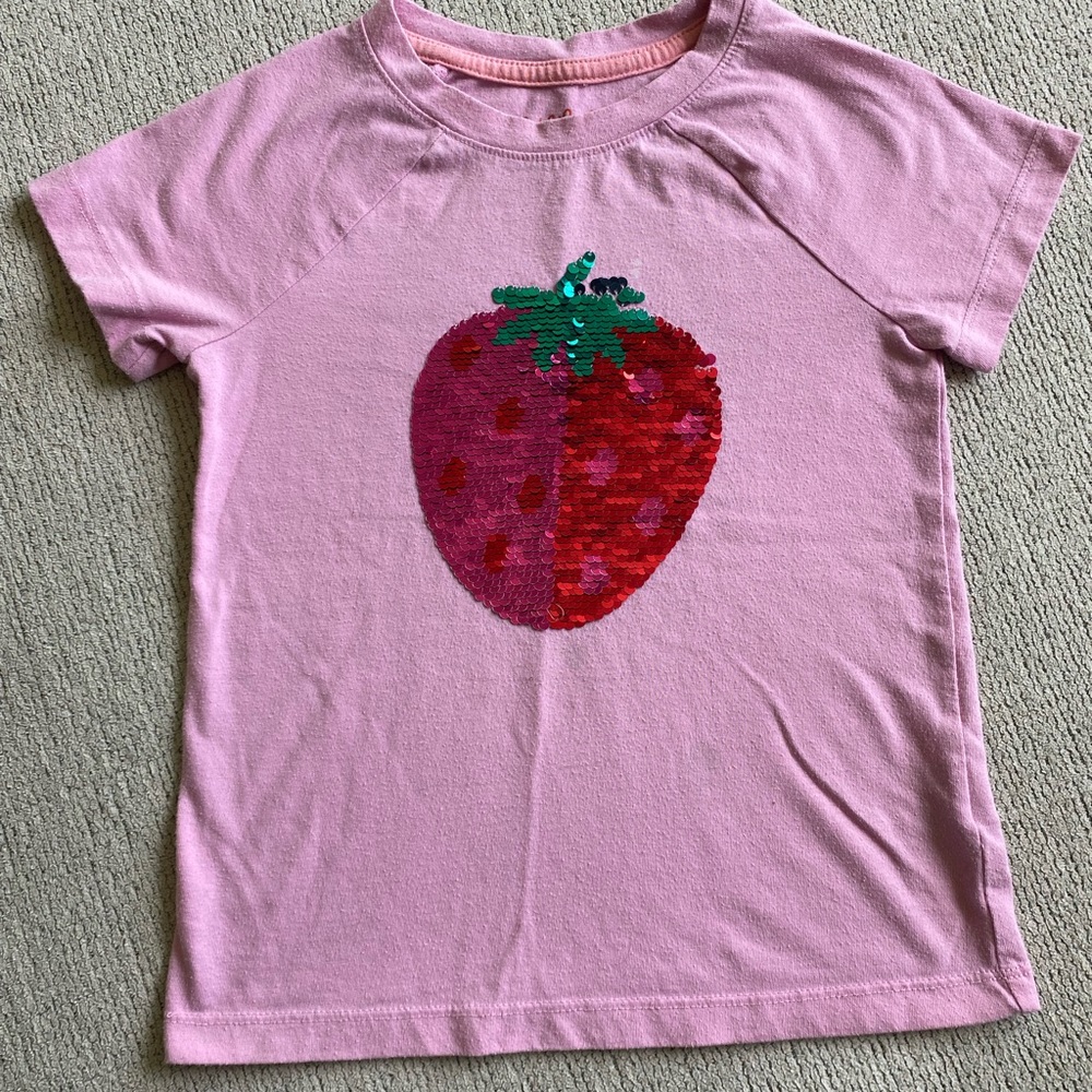 Pink sequins strawberry T-shirt